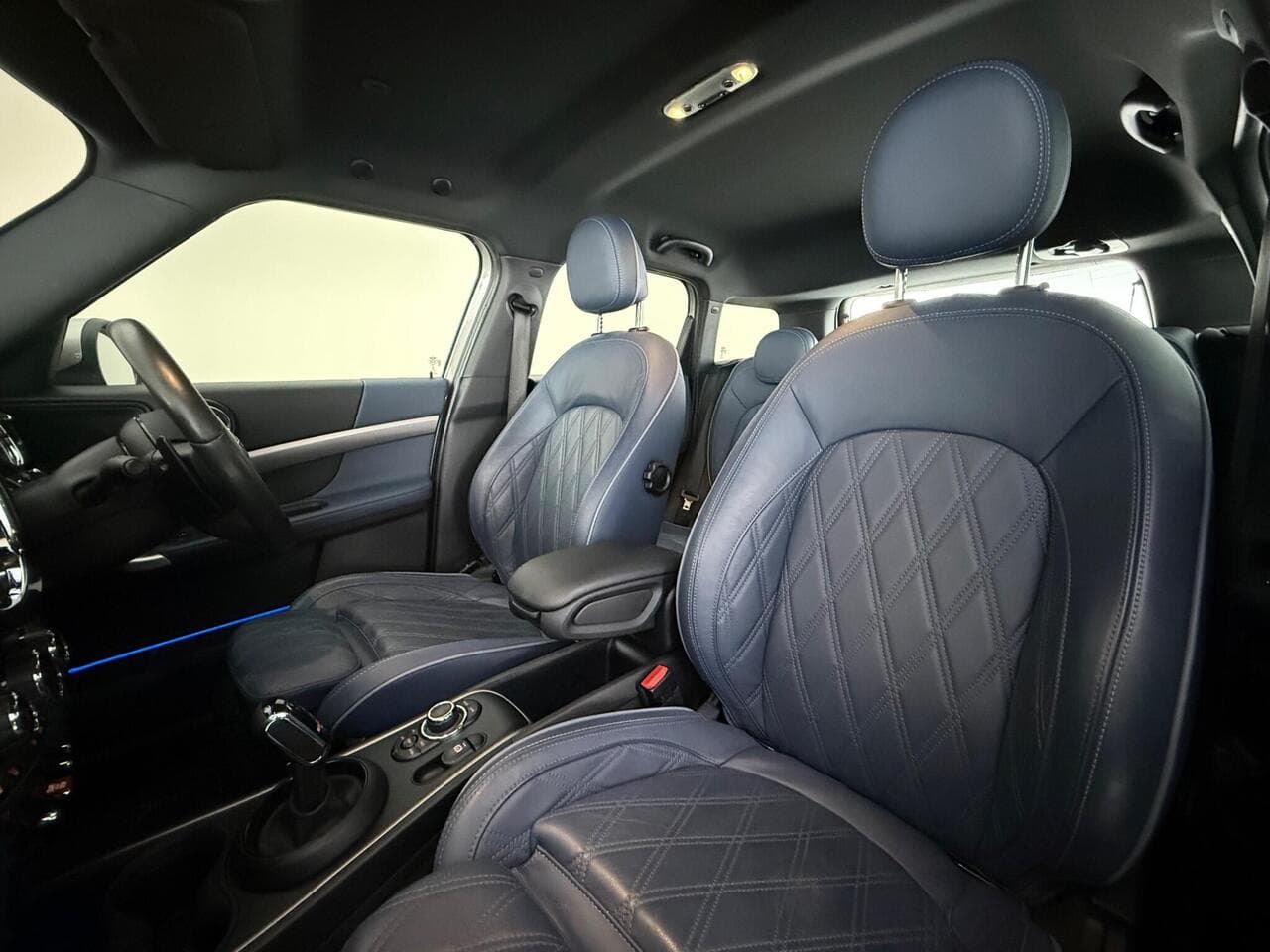 MINI Countryman thumbnail Seat Front Passenger