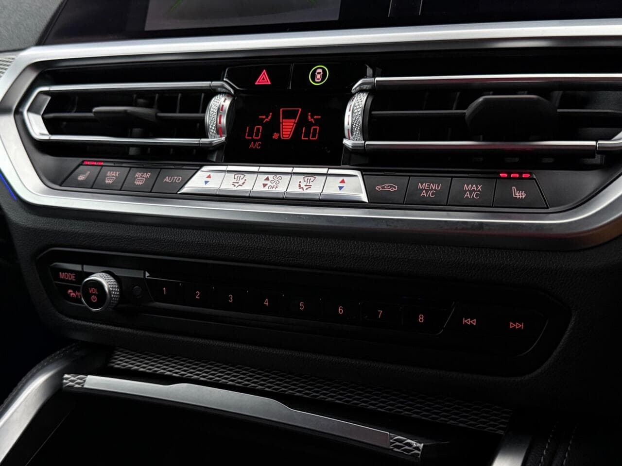 BMW 4 Series thumbnail Infotainment System