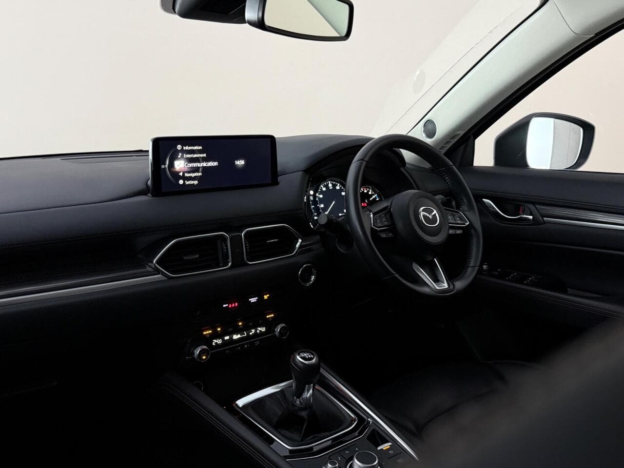Mazda CX-5 thumbnail Interior Front