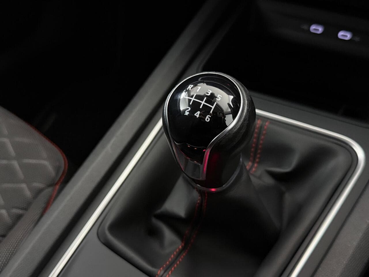 SEAT Leon thumbnail Interior Front