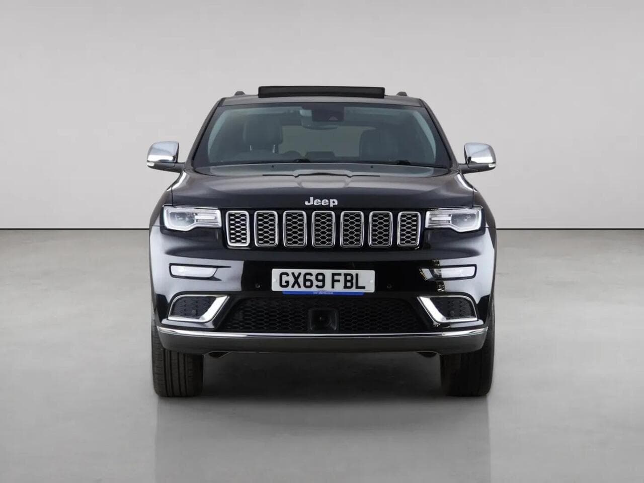 Jeep Grand Cherokee thumbnail Front