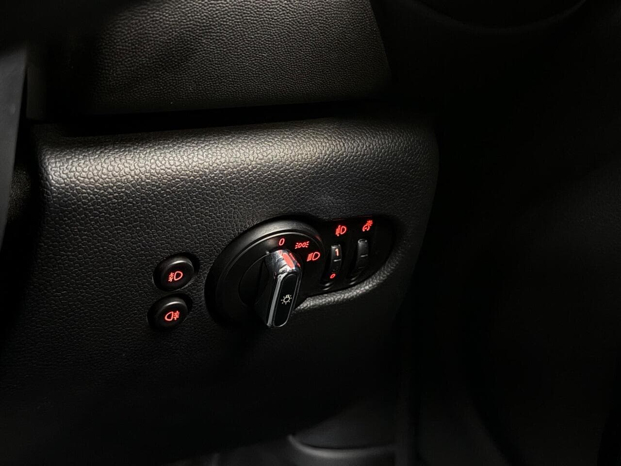 MINI Hatch thumbnail Misc Controls