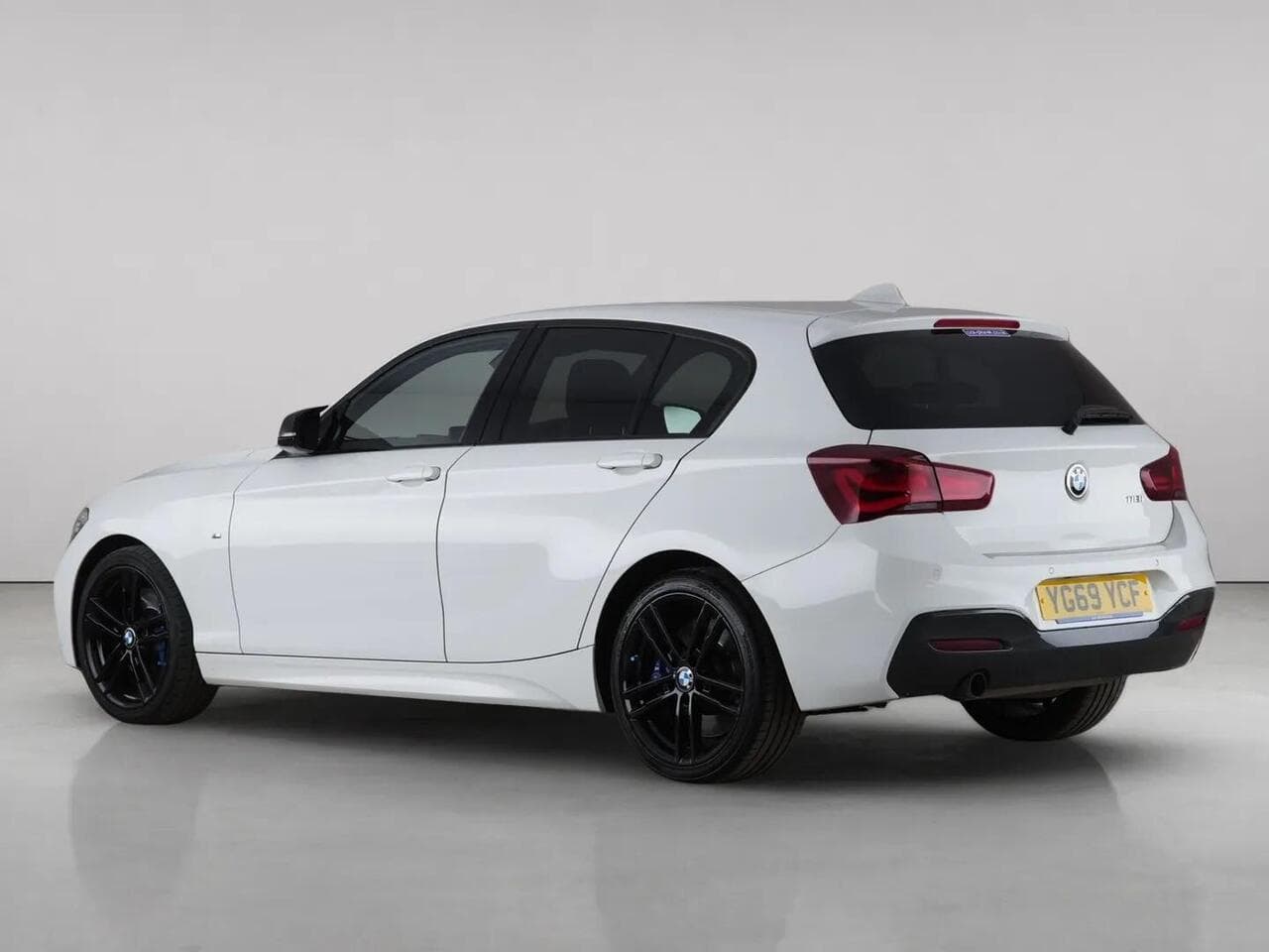 BMW 1 Series thumbnail Rear Left