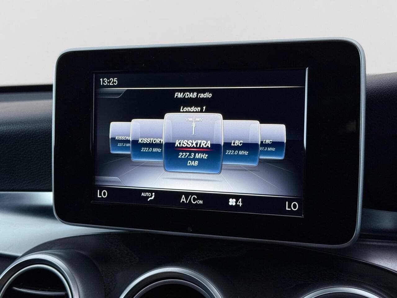 Mercedes-Benz GLC thumbnail Infotainment System