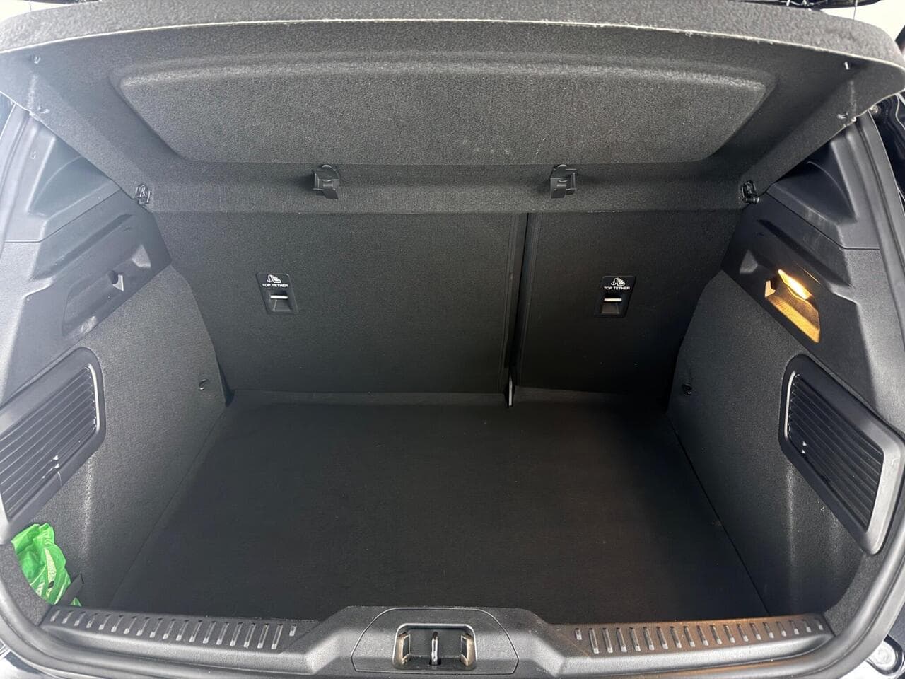 Ford Focus thumbnail Boot
