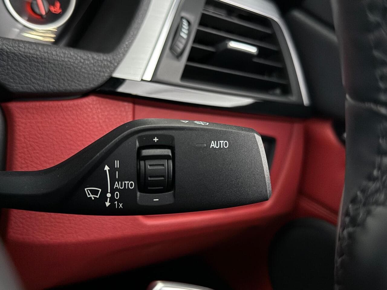 BMW 4 Series Gran Coupe thumbnail Misc Controls