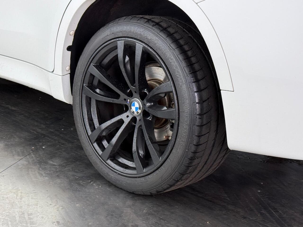 BMW X6 thumbnail Wheel