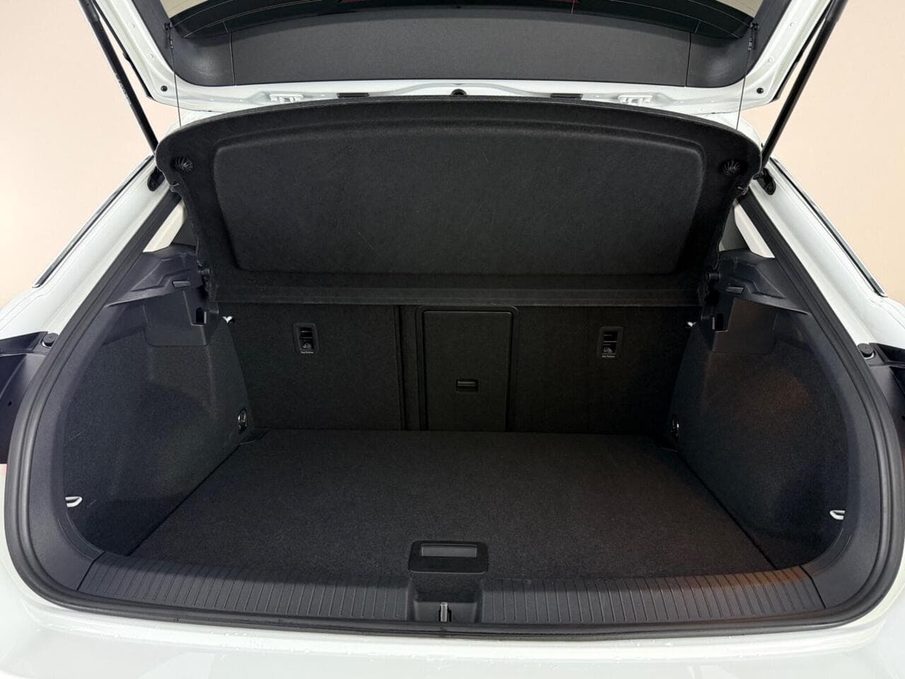 Volkswagen T-Roc thumbnail Boot