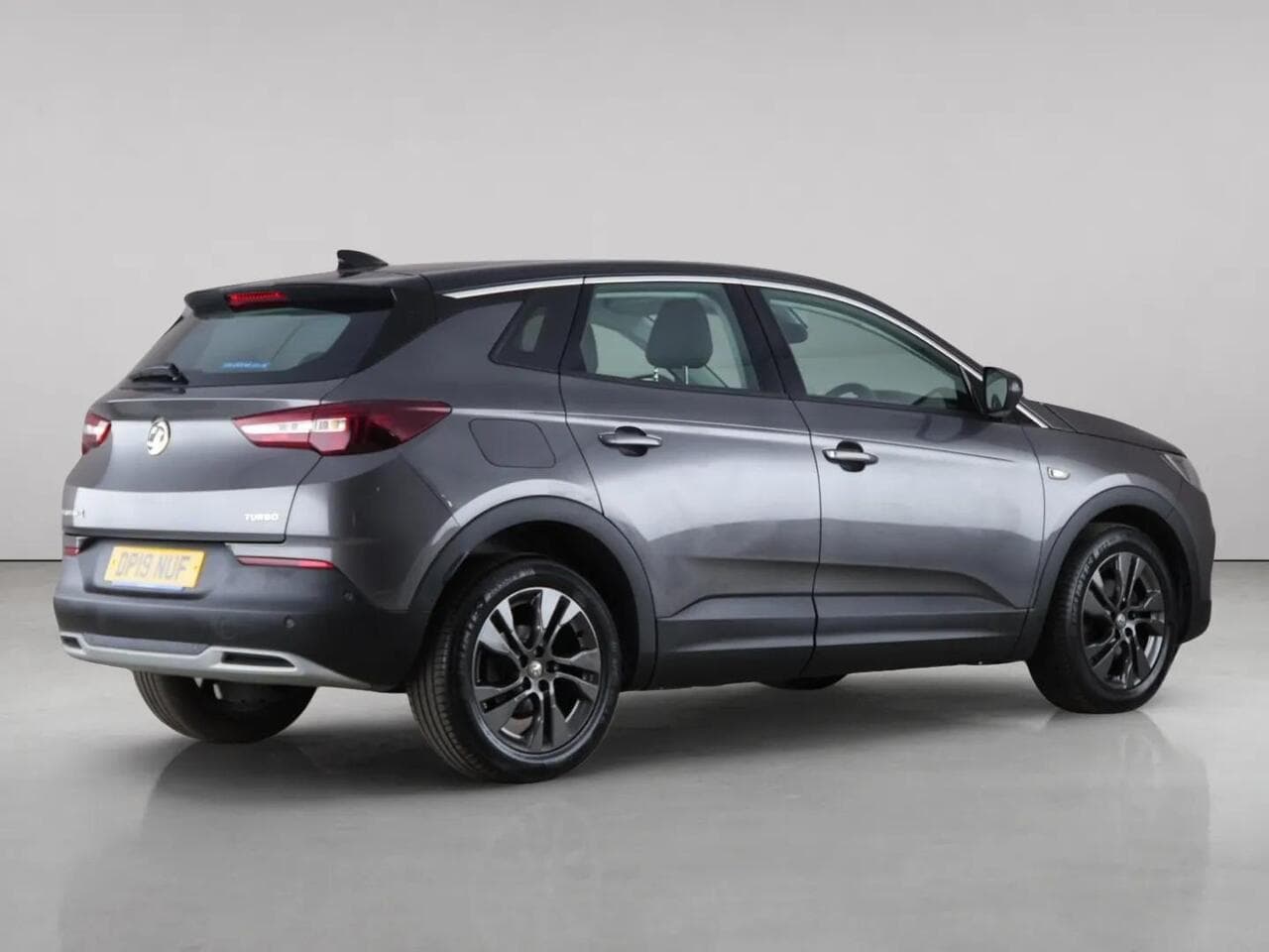 Vauxhall Grandland X thumbnail Rear Right