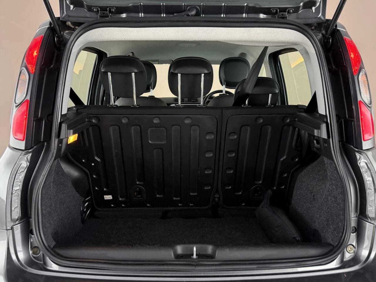 Fiat Panda thumbnail Boot