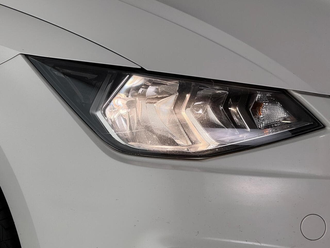 SEAT Ibiza thumbnail Lights Front