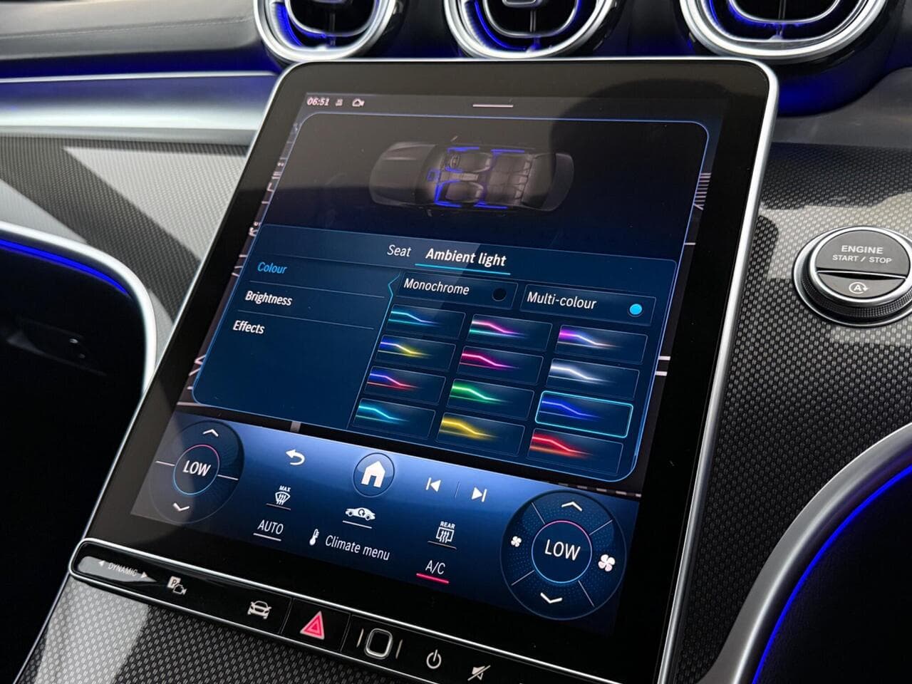 Mercedes-Benz C Class thumbnail Infotainment System