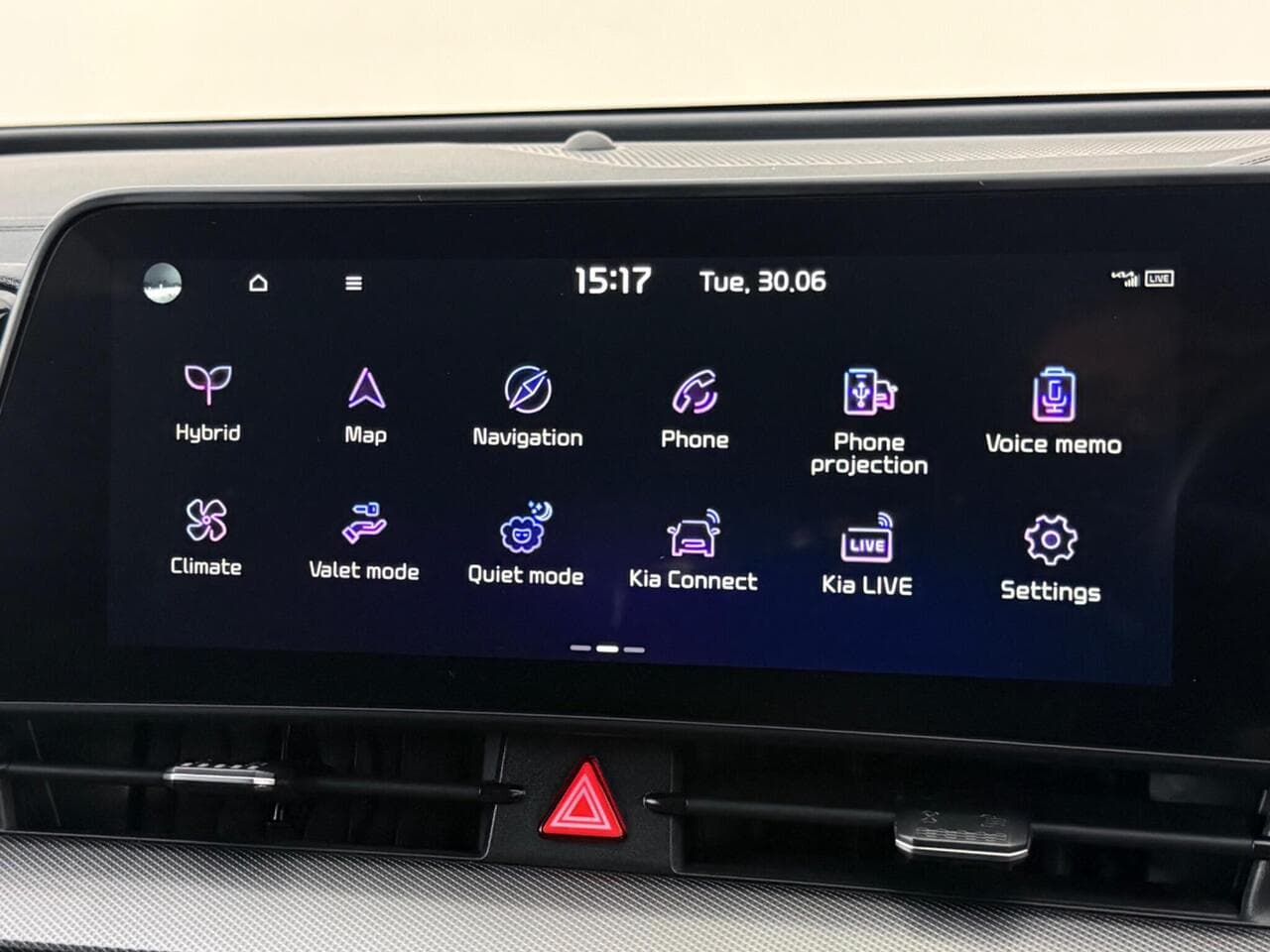 Kia Sportage thumbnail Infotainment System