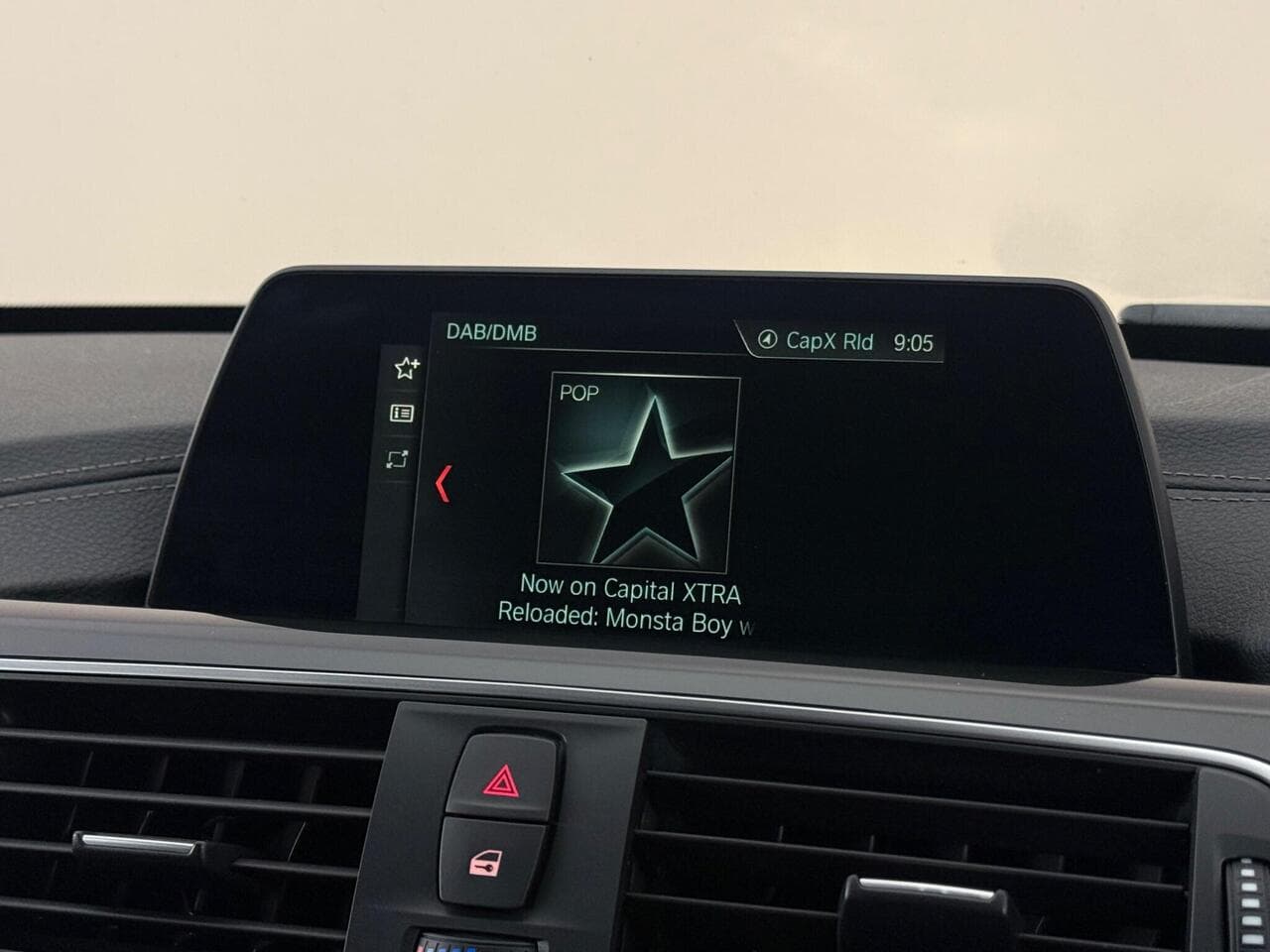 BMW 3 Series thumbnail Infotainment System