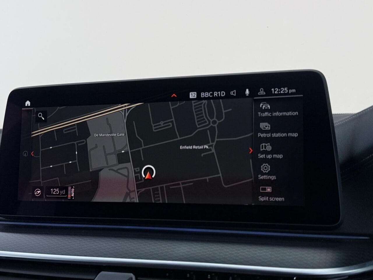 BMW 5 Series thumbnail Infotainment System