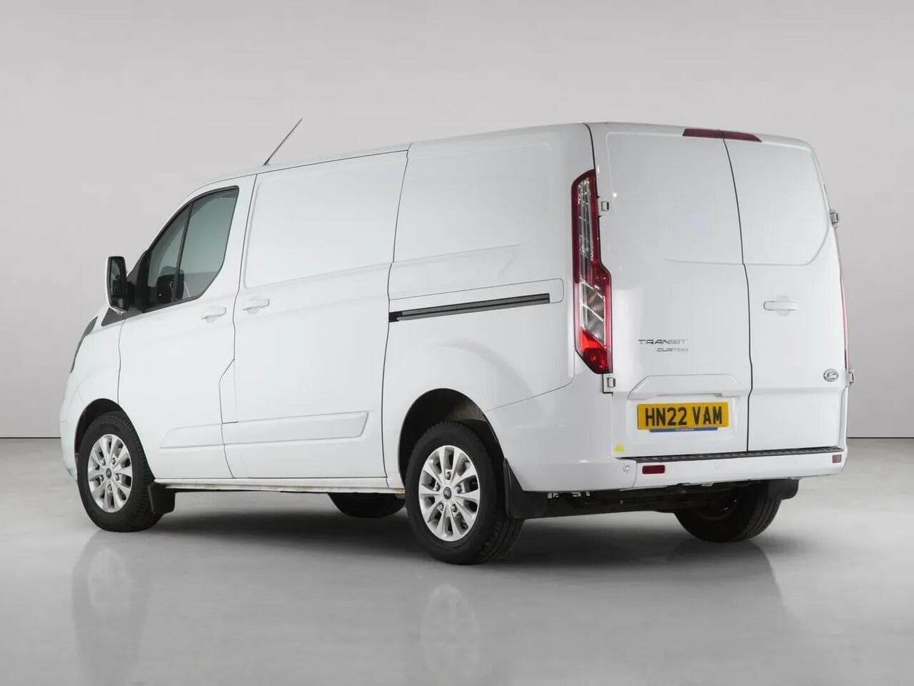 Ford Transit Custom thumbnail Rear Left