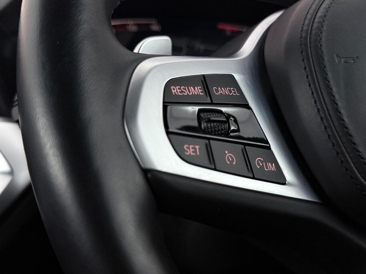 BMW 2 Series thumbnail Misc Controls