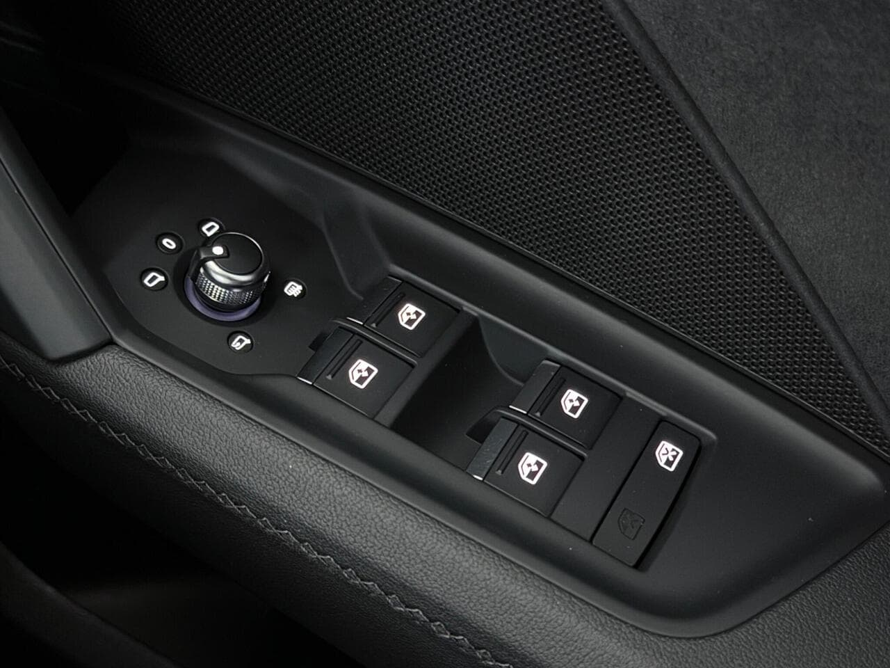 Audi A3 thumbnail Misc Controls