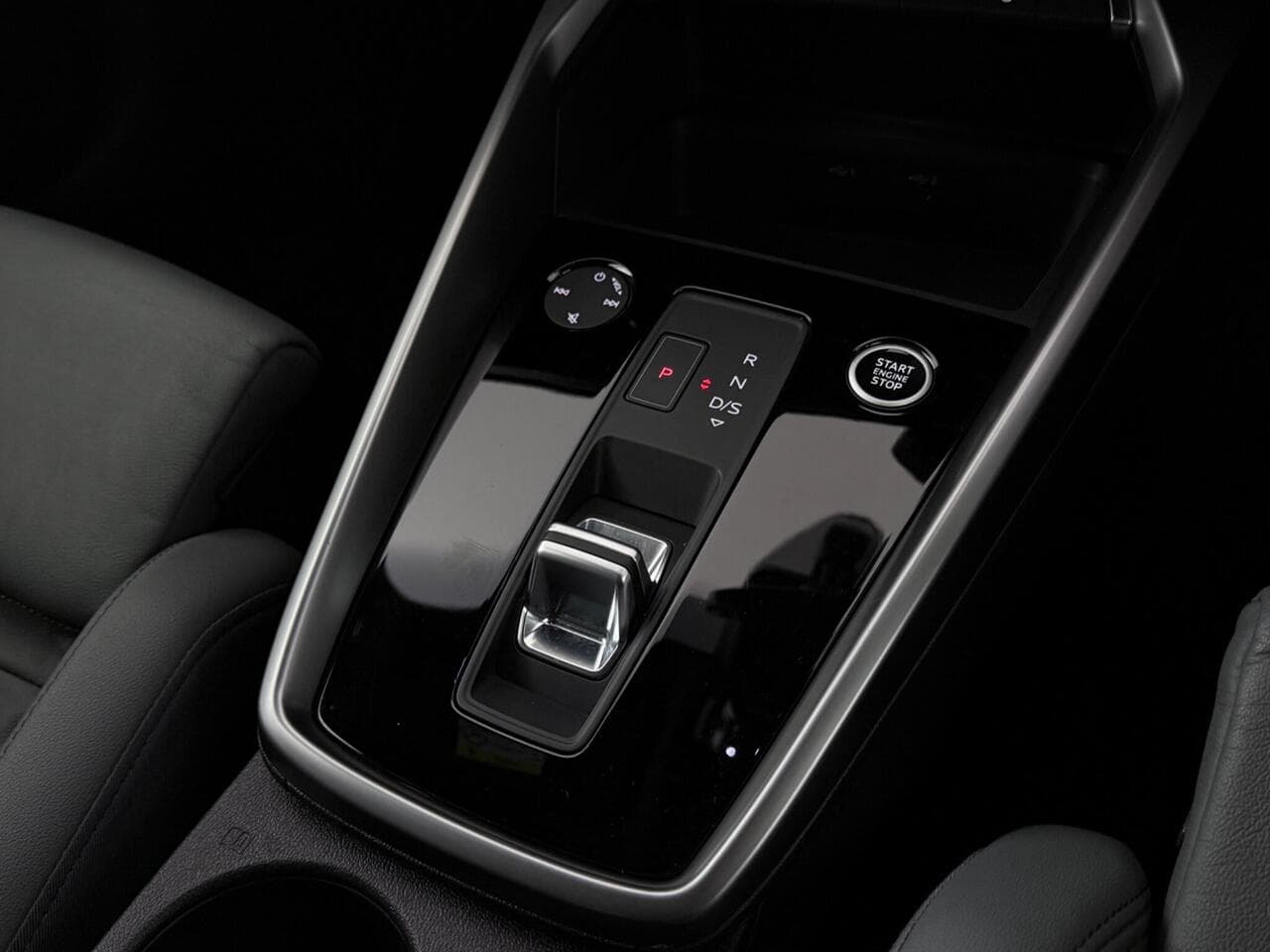 Audi A3 thumbnail Interior Front