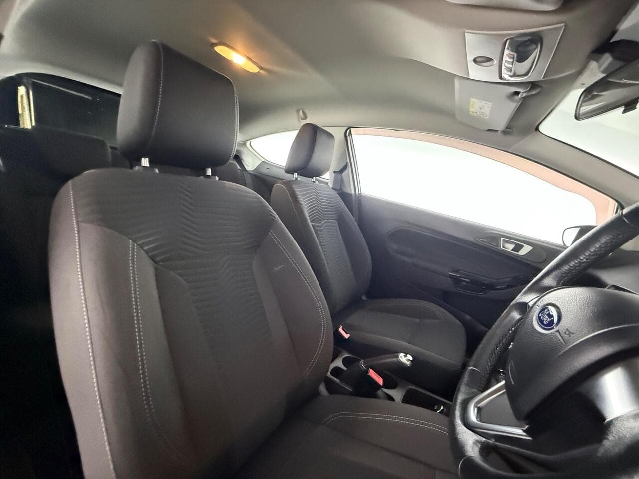 Ford Fiesta thumbnail Seat Driver