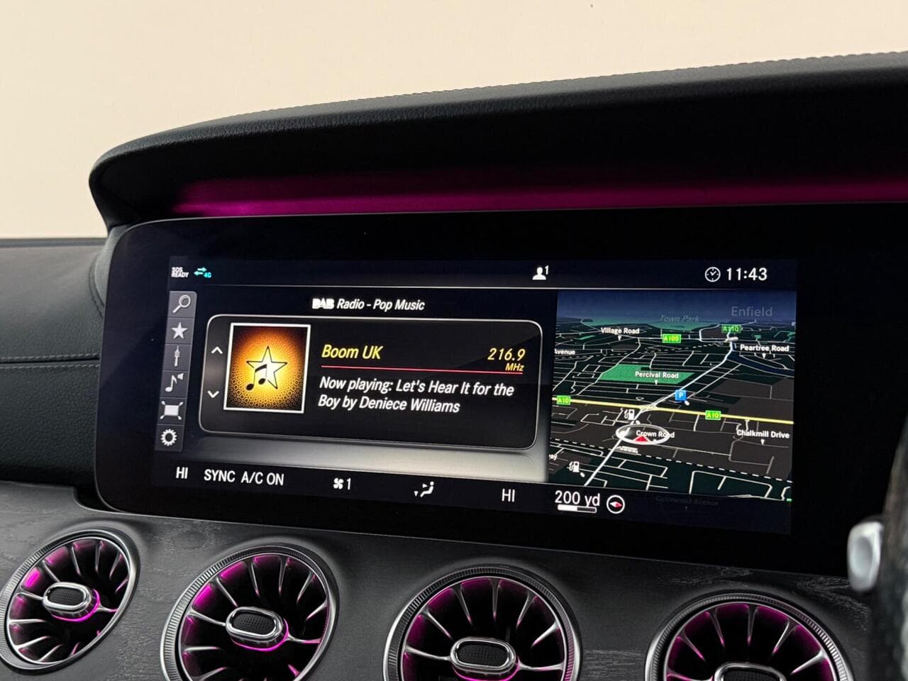 Mercedes-Benz CLS thumbnail Infotainment System
