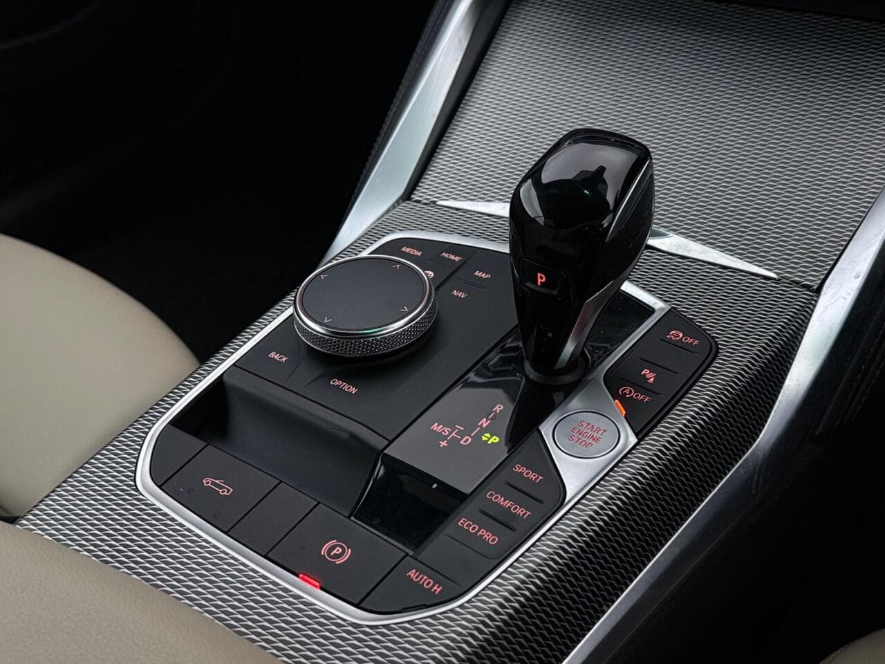 BMW 4 Series thumbnail Interior Front