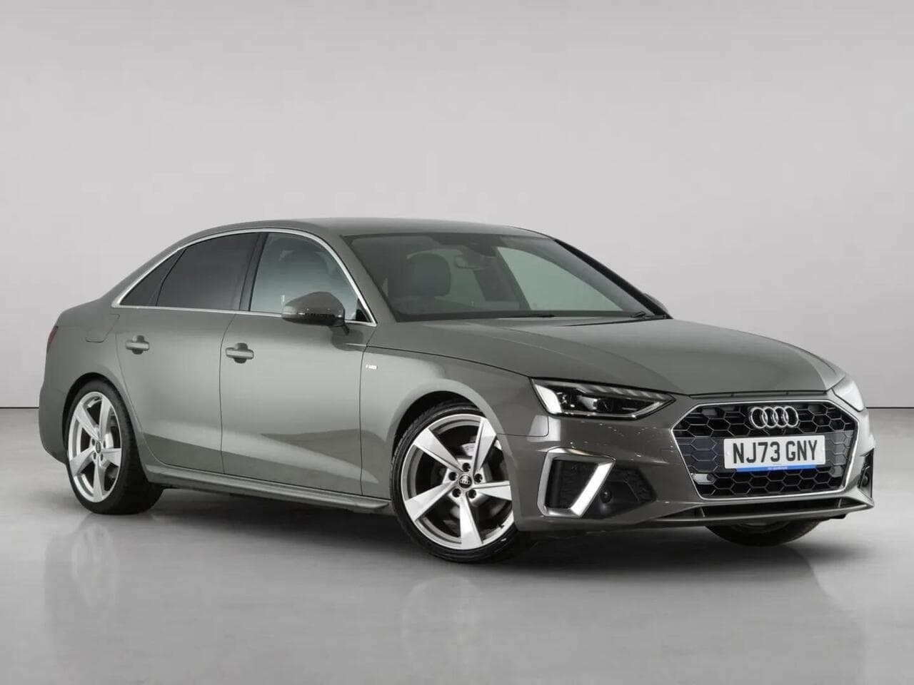 Audi A4 - Audi A4 2.0 TDI 35 S line Saloon 4dr Diesel S Tronic Euro 6 (s/s) (163 ps)