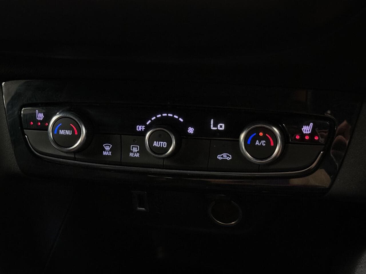 Vauxhall Corsa thumbnail Misc Controls