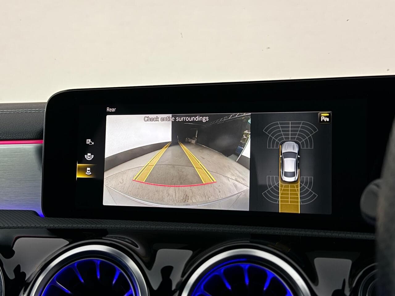 Mercedes-Benz CLA thumbnail Infotainment System