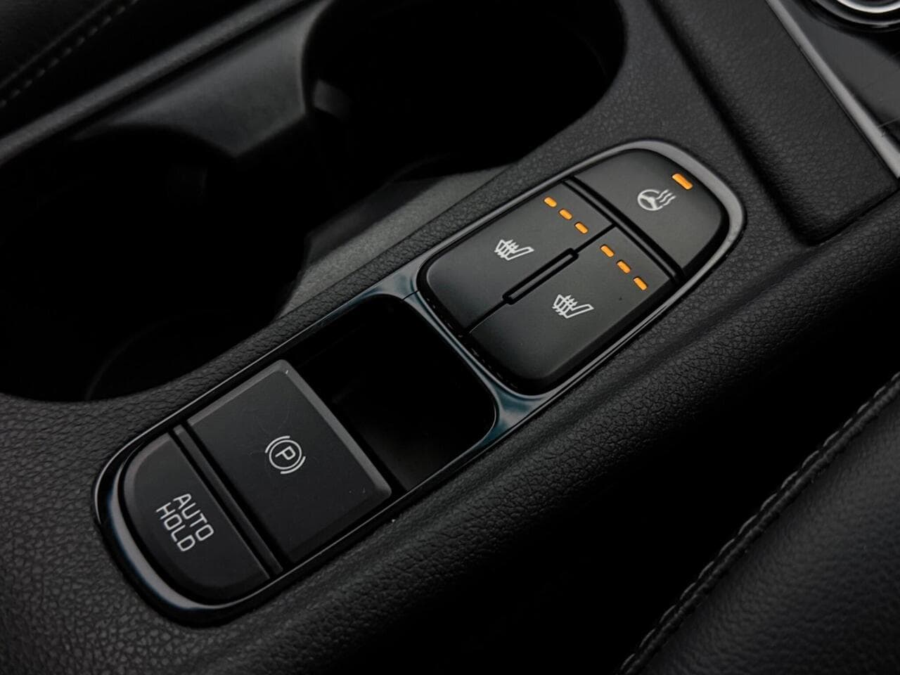 Kia Niro thumbnail Misc Controls