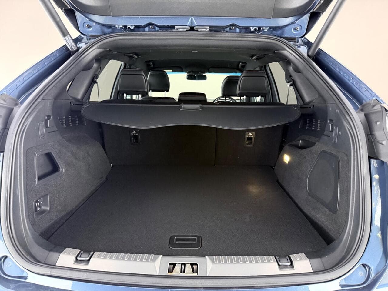 Ford Edge thumbnail Boot