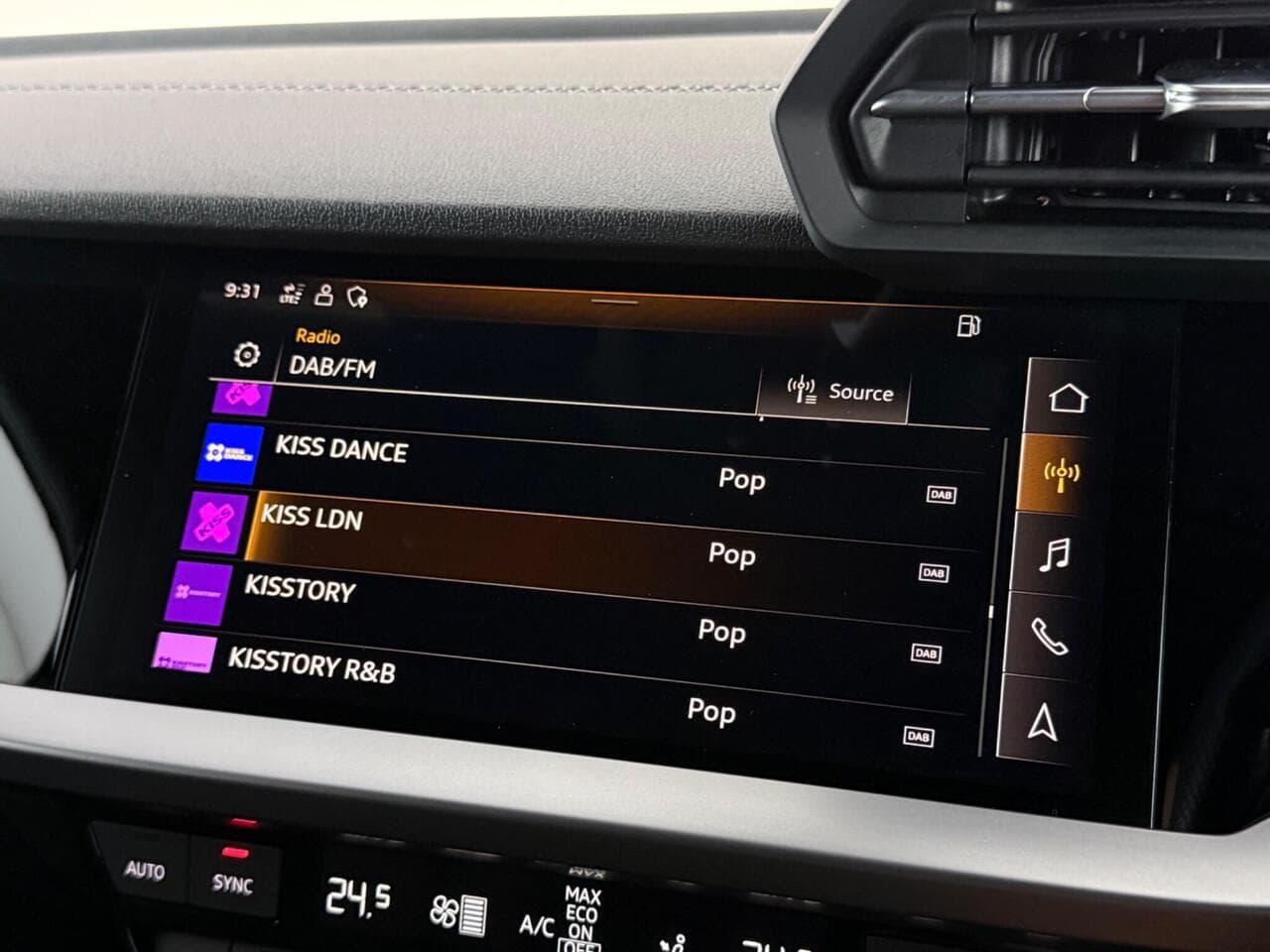 Audi A3 thumbnail Infotainment System