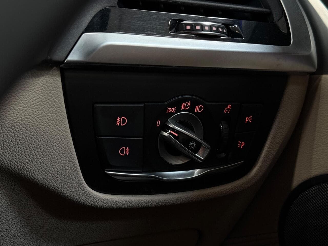 BMW X3 thumbnail Misc Controls