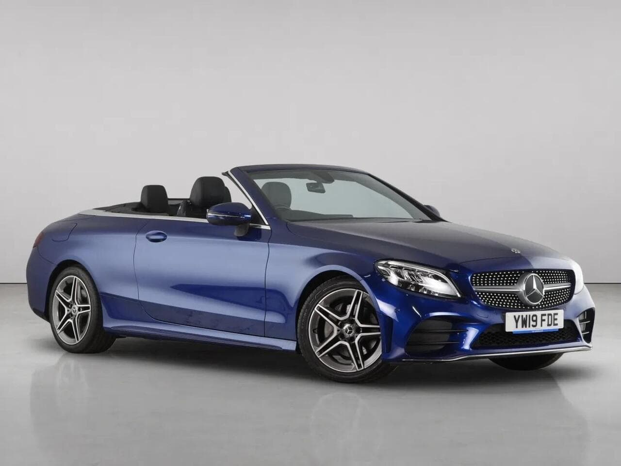 Mercedes-Benz C Class - Mercedes-Benz C Class 2.0 C220d AMG Line Cabriolet 2dr Diesel G-Tronic+ Euro 6 (s/s) (194 ps)