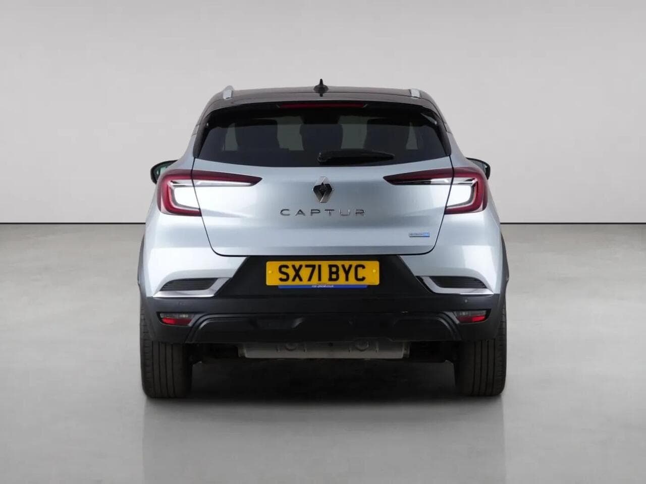 Renault Captur thumbnail Rear