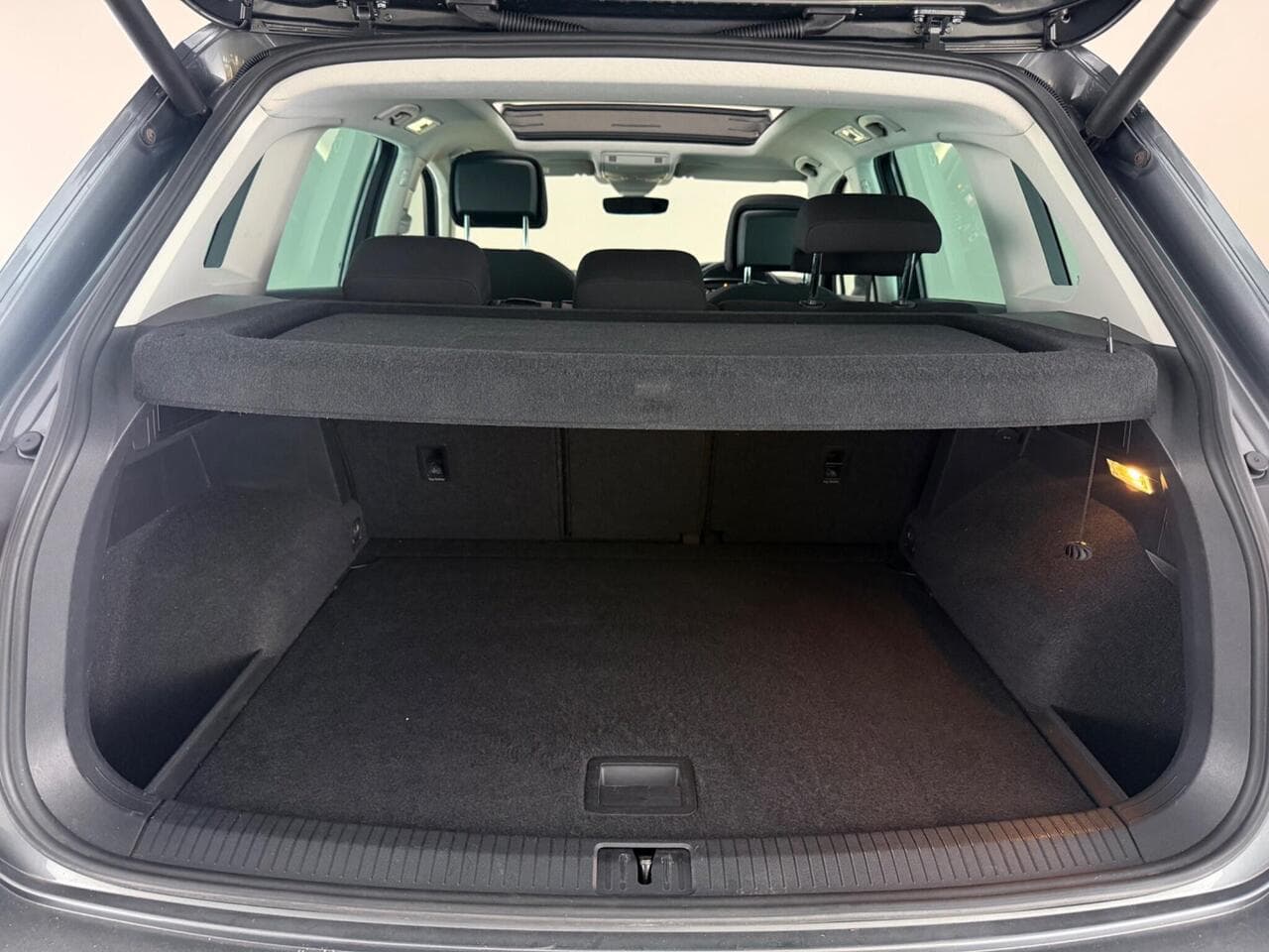 Volkswagen Tiguan thumbnail Boot
