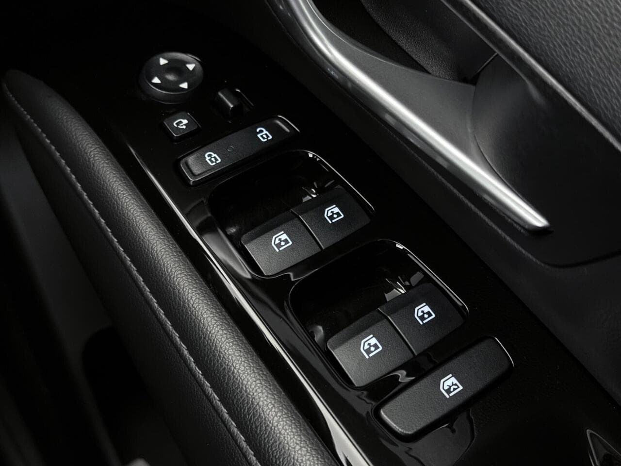 Hyundai TUCSON thumbnail Misc Controls