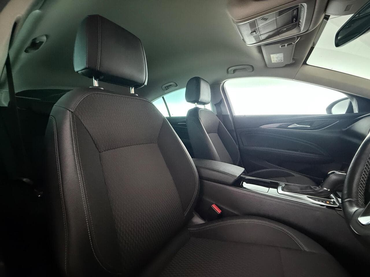 Vauxhall Insignia thumbnail Seat Driver