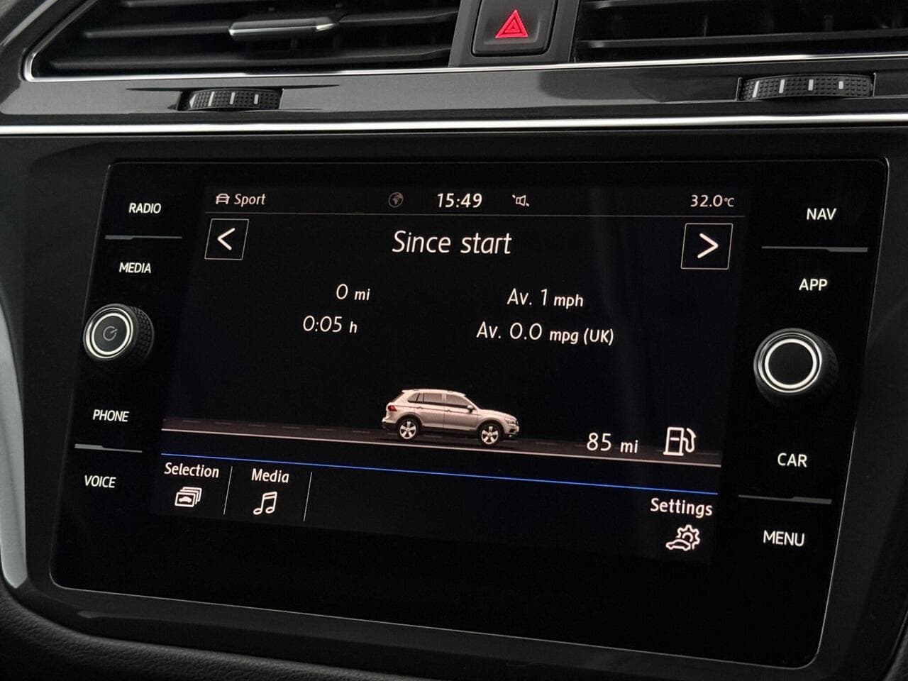 Volkswagen Tiguan Allspace thumbnail Infotainment System