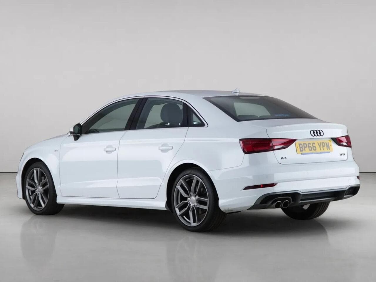 Audi A3 thumbnail Rear Left