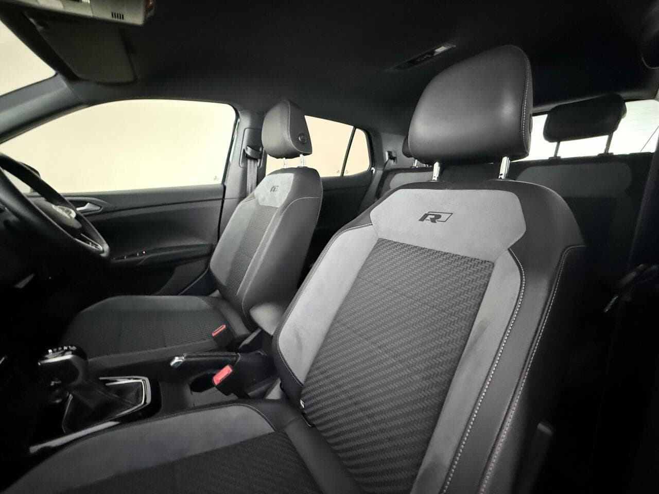 Volkswagen T-Cross thumbnail Seat Front Passenger