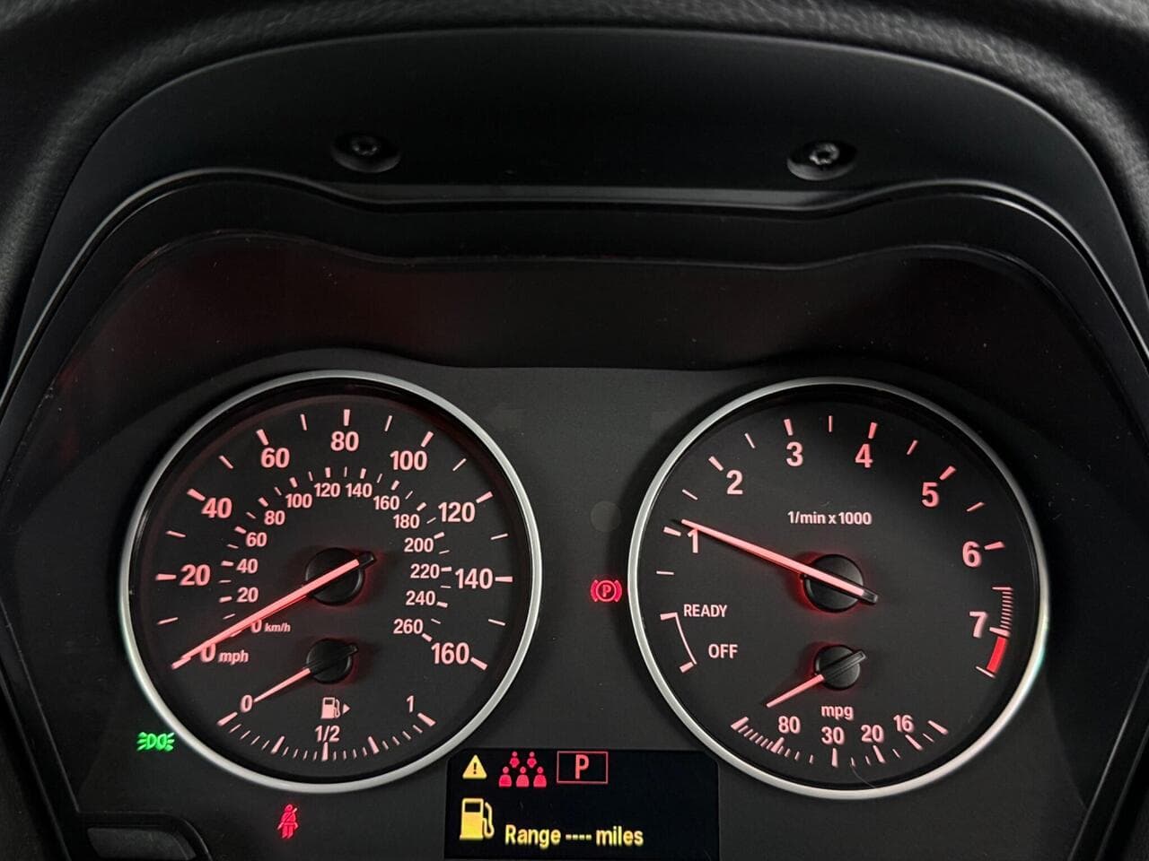 BMW 2 Series Gran Tourer thumbnail Driver Instruments