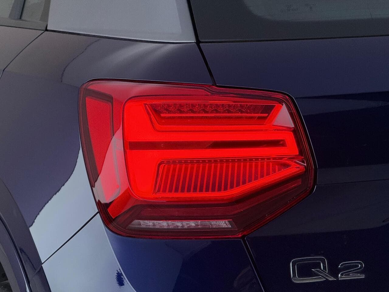 Audi Q2 thumbnail Lights Rear