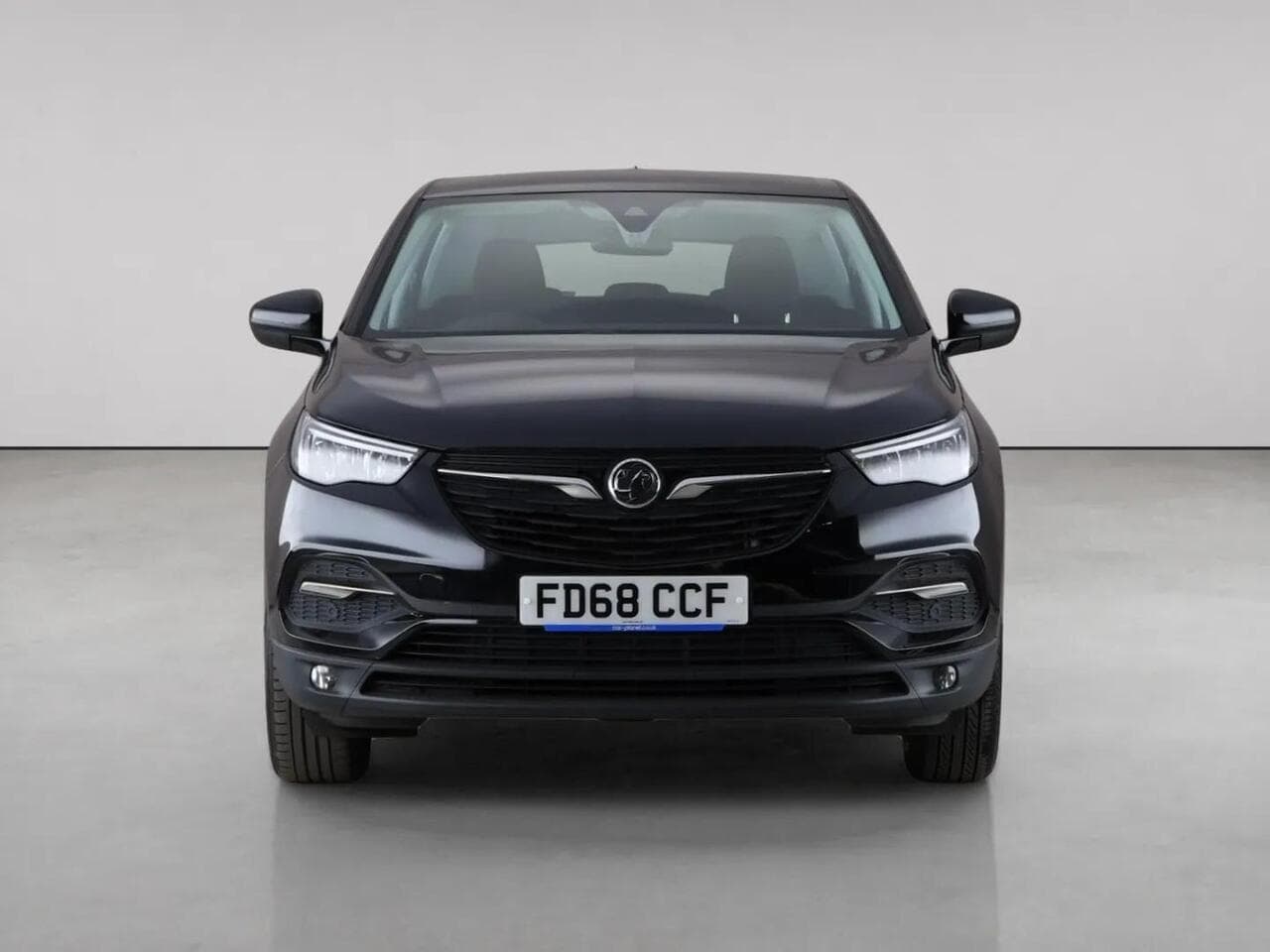 Vauxhall Grandland X thumbnail Front