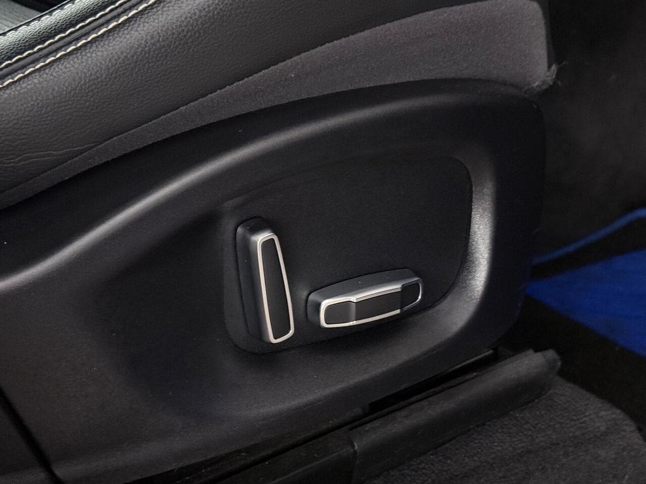 Jaguar F-PACE thumbnail Misc Controls