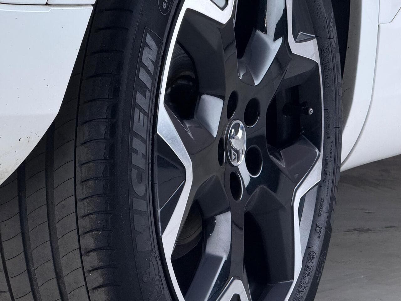 Vauxhall Grandland thumbnail Wheel
