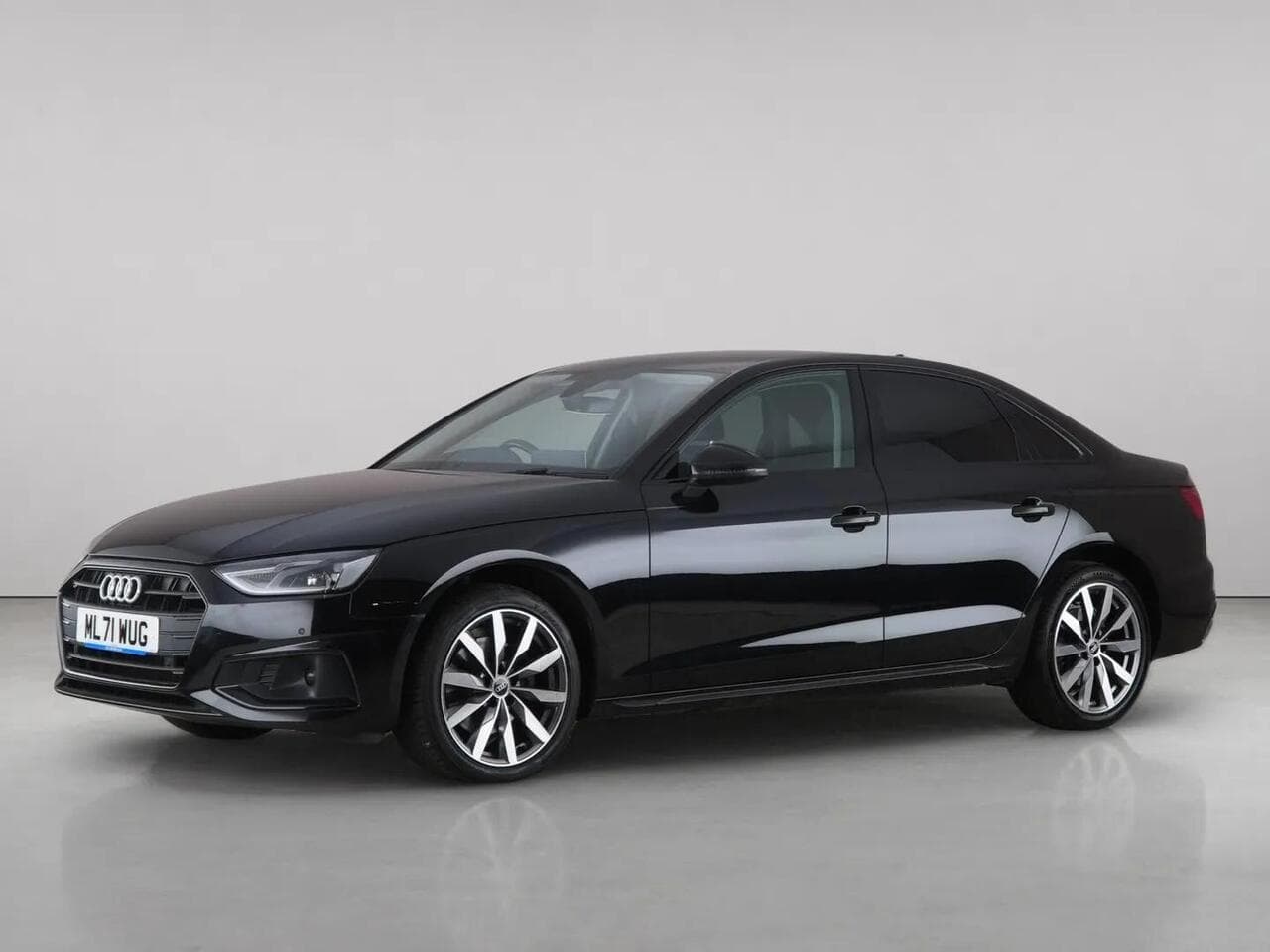 Audi A4 thumbnail Front Left