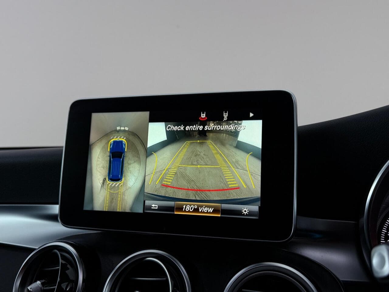 Mercedes-Benz GLC thumbnail Infotainment System