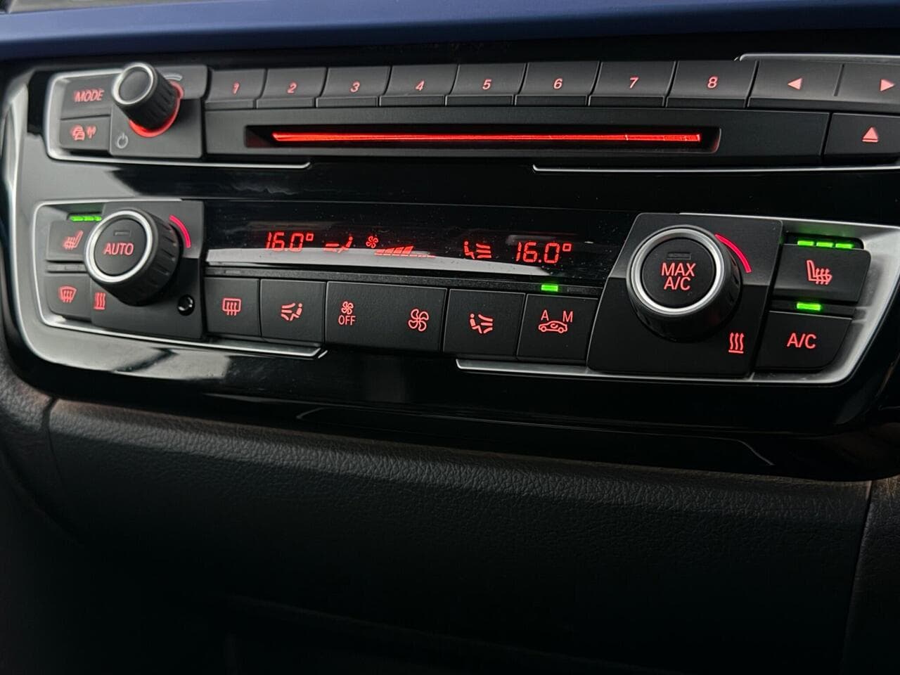 BMW 4 Series thumbnail Infotainment System