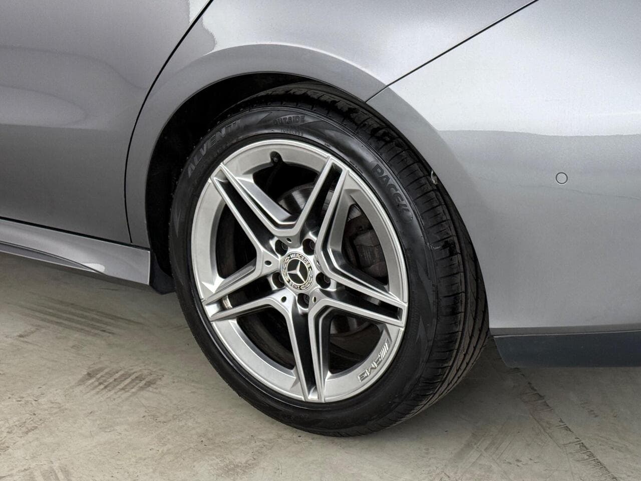 Mercedes-Benz CLA thumbnail Wheel